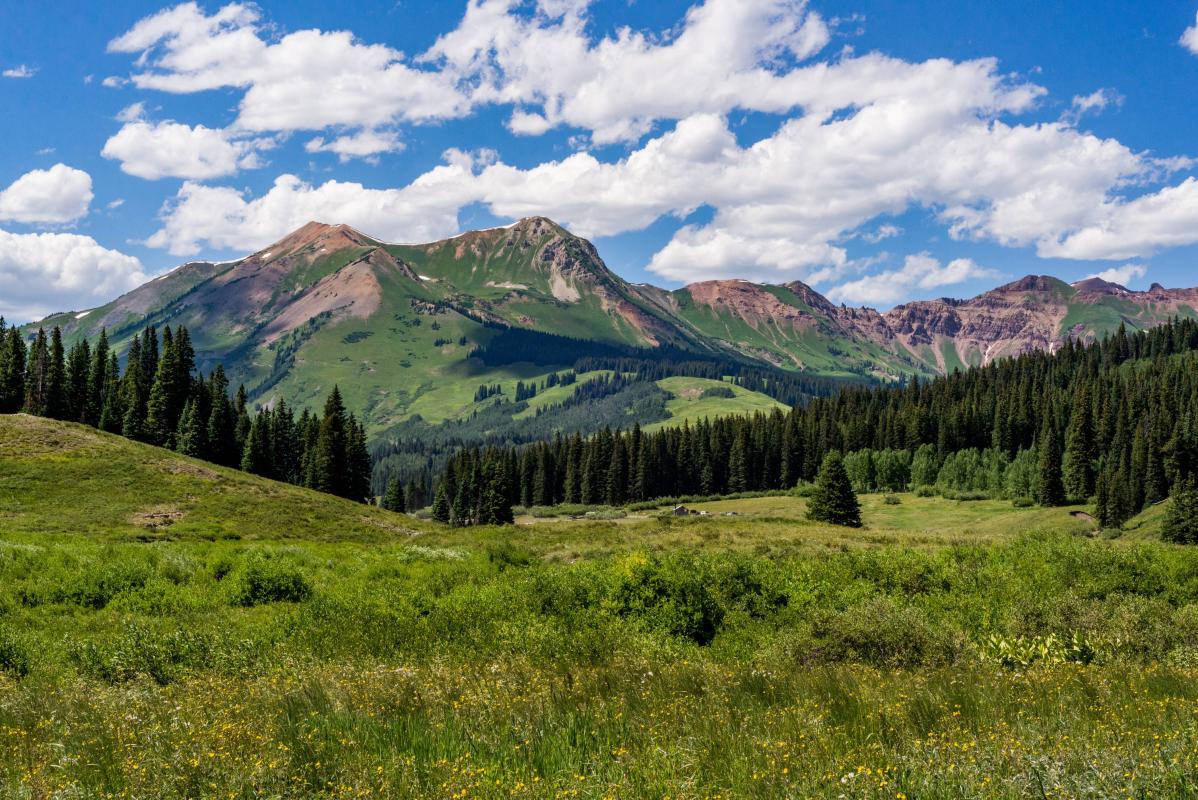 stock photo of crested butte colorado mountain landscape