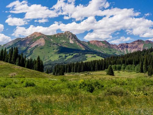 stock photo of crested butte colorado mountain landscape